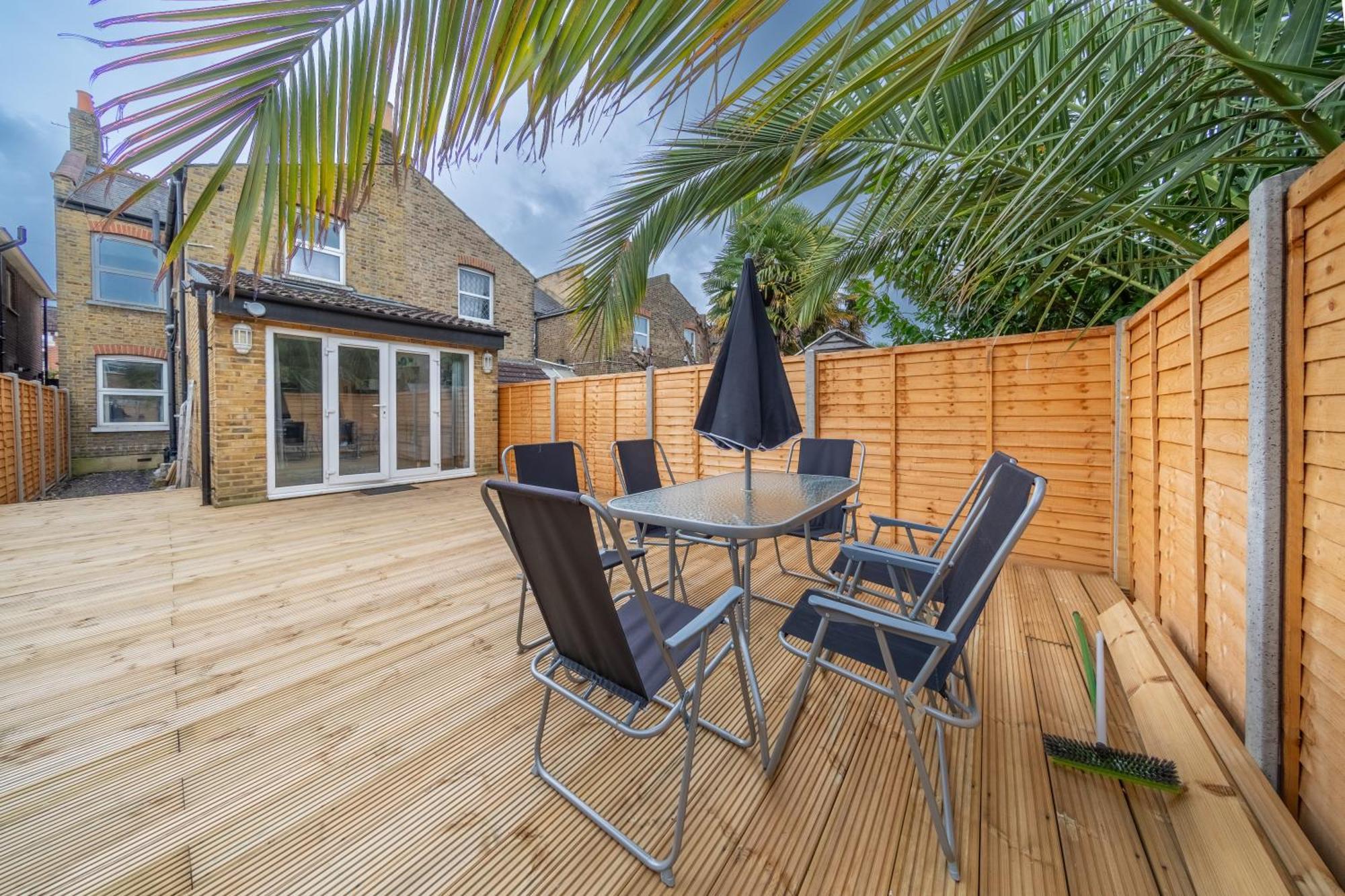 Beautiful 2 Bedroom With Private Garden In Wimbledon - Minutes From Central London Exterior photo