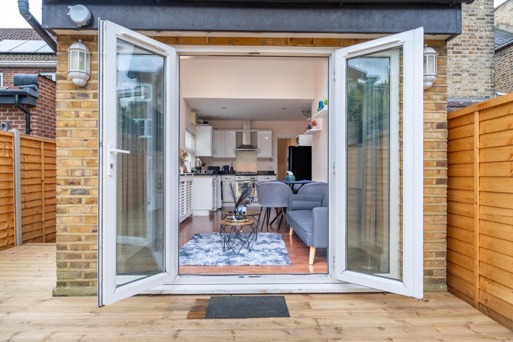Beautiful 2 Bedroom With Private Garden In Wimbledon - Minutes From Central London Exterior photo